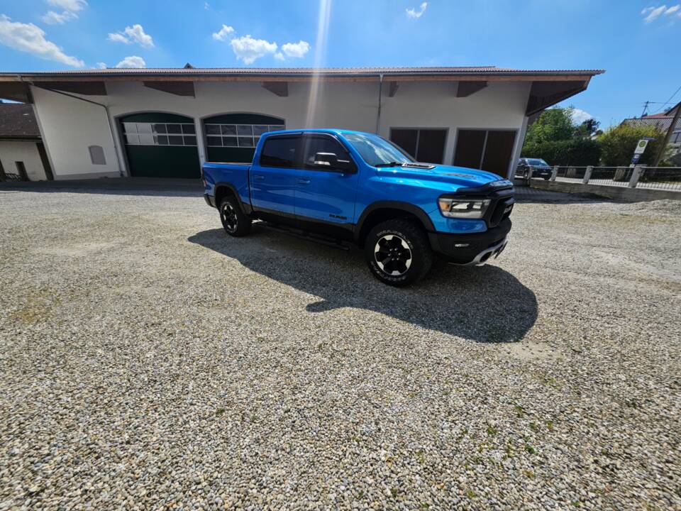Bild 43/96 von Dodge Ram 1500 (2021)