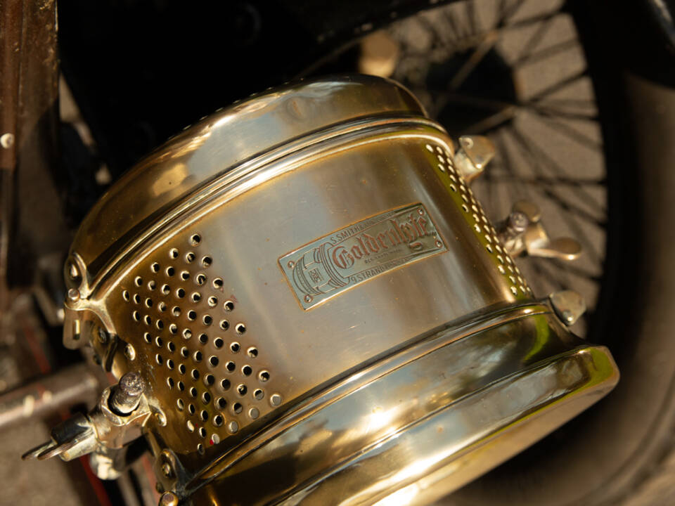 Bild 28/33 von Daimler 15 HP (1912)