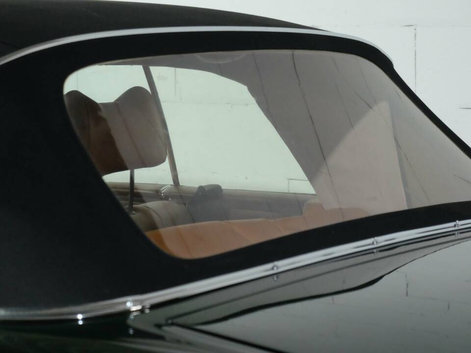 Immagine 10/29 di Mercedes-Benz 280 SE 3,5 (1970)