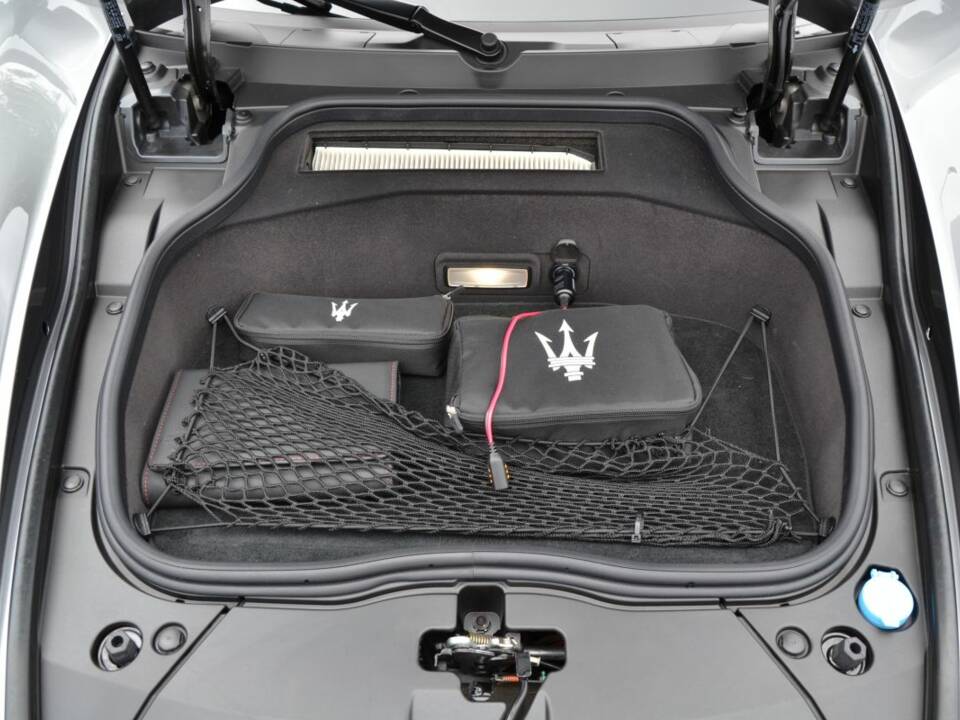 Image 37/67 de Maserati MC20 (2023)