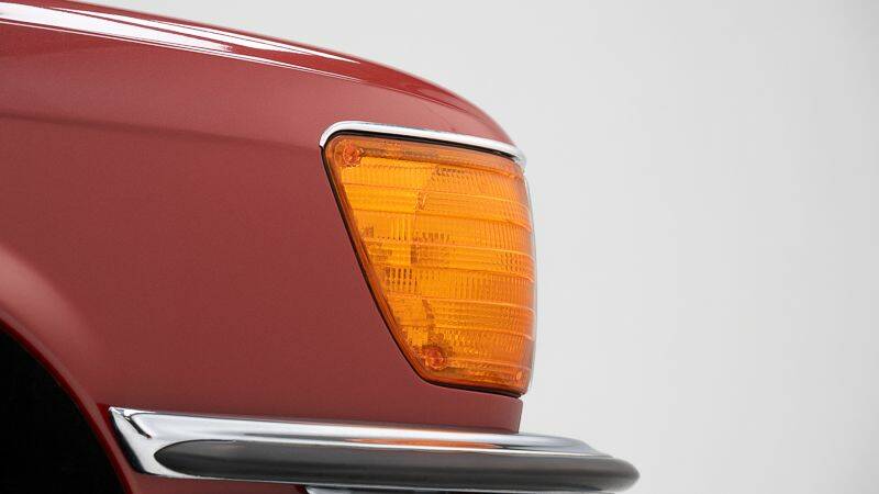 Image 13/15 of Mercedes-Benz 280 SE (1977)