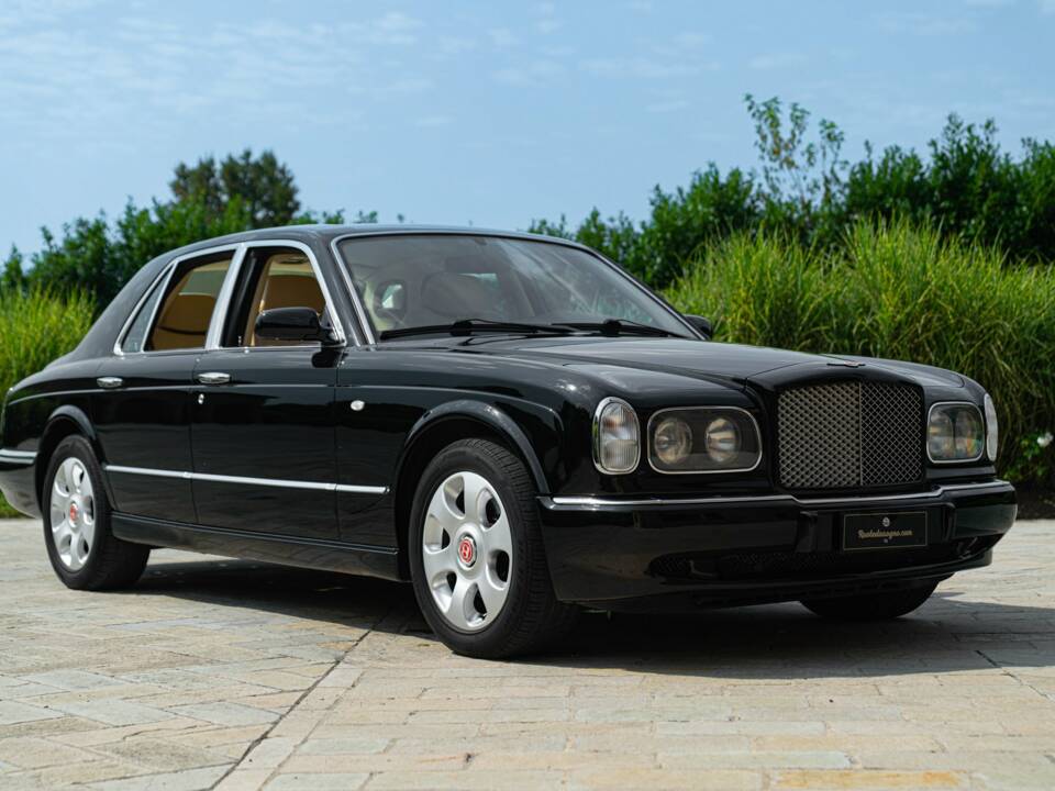 Immagine 2/50 di Bentley Arnage Red Label (1999)