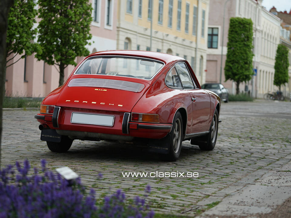 Image 13/15 of Porsche 911 2.2 E (1970)