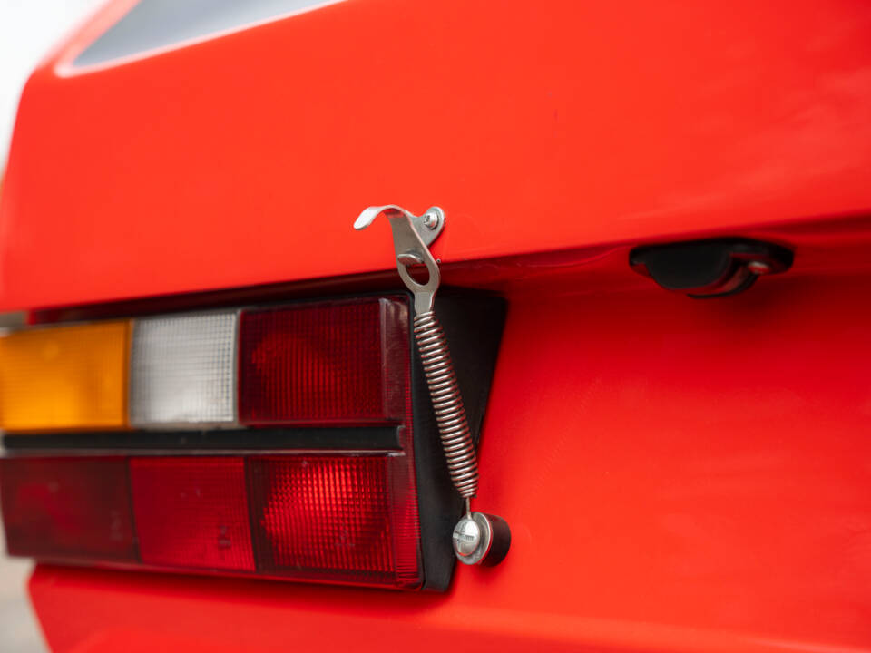 Afbeelding 23/61 van Volkswagen Golf Mk I GTI Pirelli 1.8 (1983)