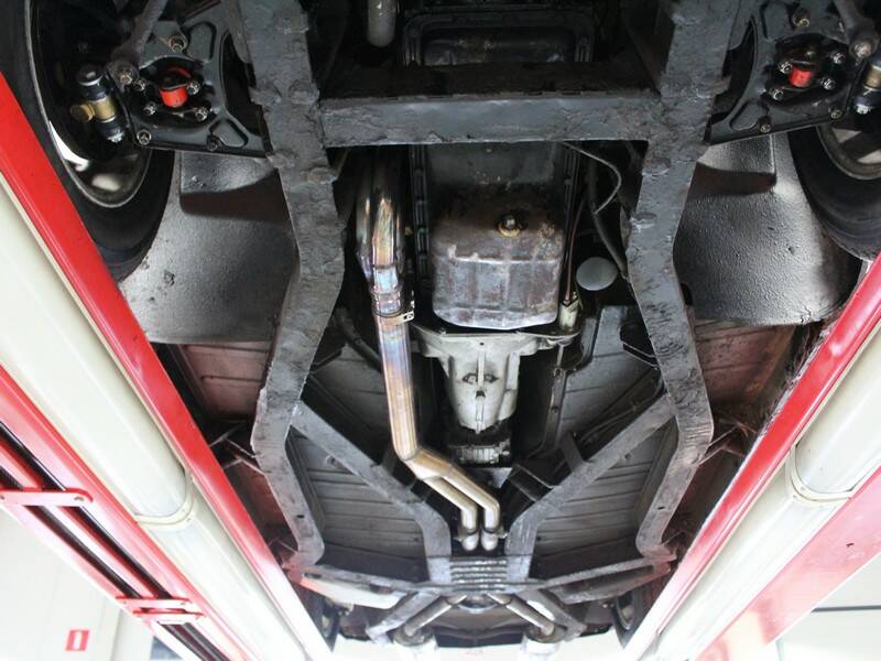 Image 9/50 of Triumph TR 6 (1971)