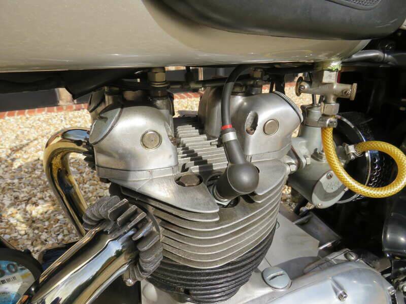 Image 19/40 of Triumph DUMMY (1959)