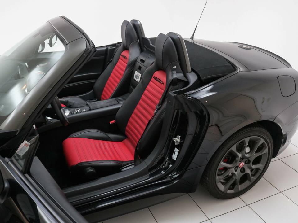 Image 6/13 of Abarth 124 Spider (2018)