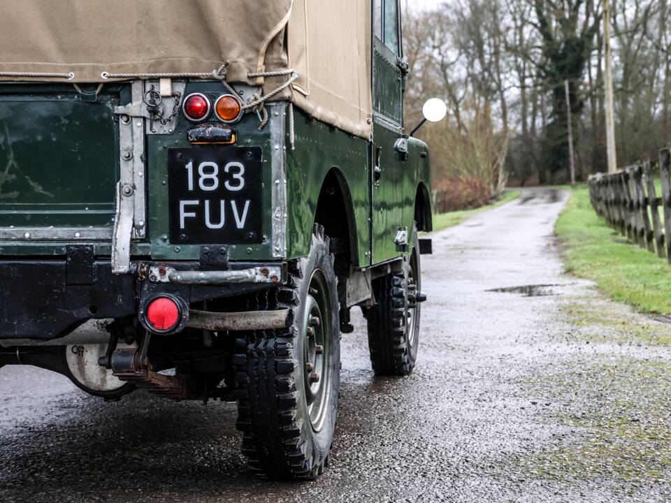 Image 10/27 of Land Rover 88 (1957)