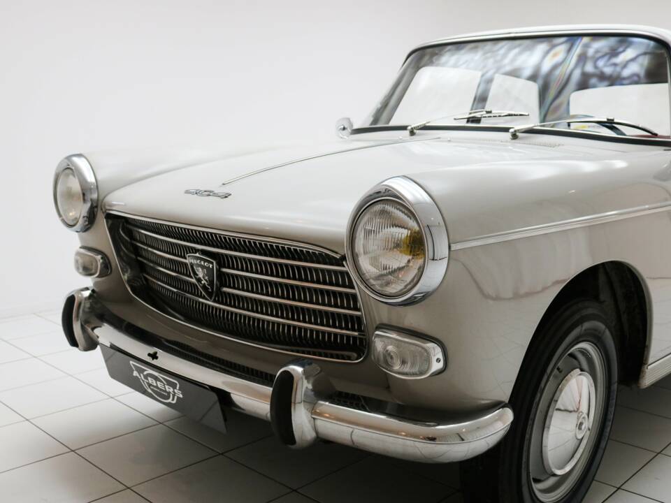 Bild 11/18 von Peugeot 404 (1963)