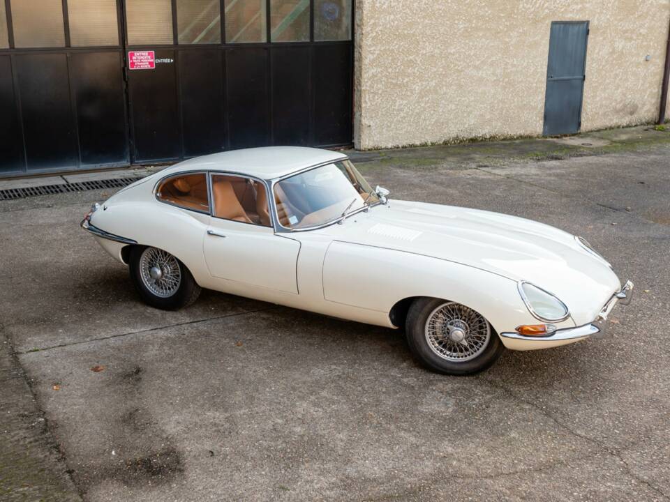 Imagen 8/50 de Jaguar E-Type 4.2 (1965)