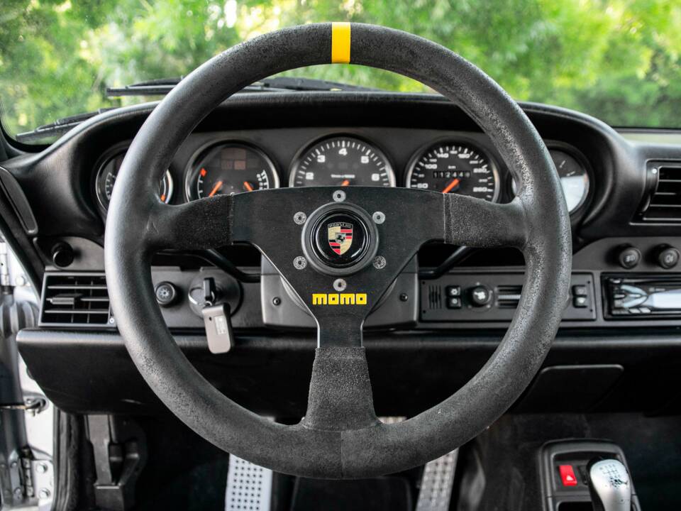 Imagen 19/28 de Porsche 911 Carrera RS (1995)