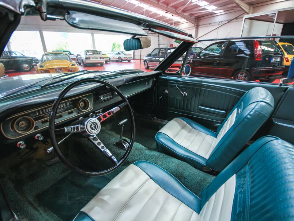 Image 9/16 of Ford Mustang GT (1965)