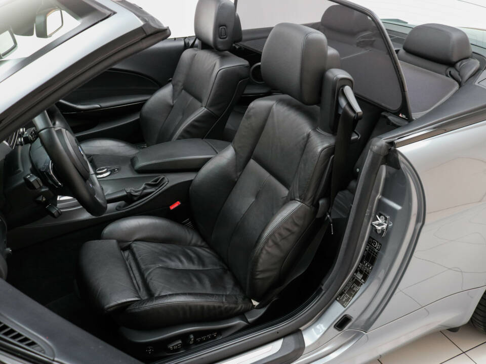 Immagine 8/17 di BMW 630i (2007)