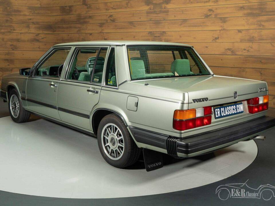 Image 6/19 of Volvo 760 GLE (1983)
