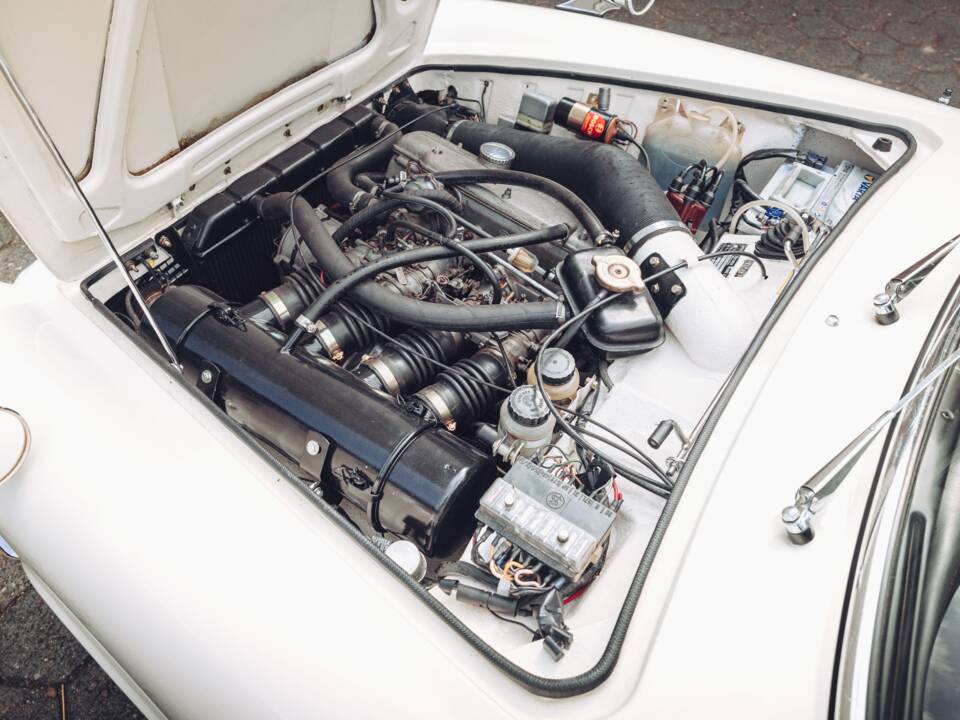 Bild 69/70 von BMW 1600 GT (1967)