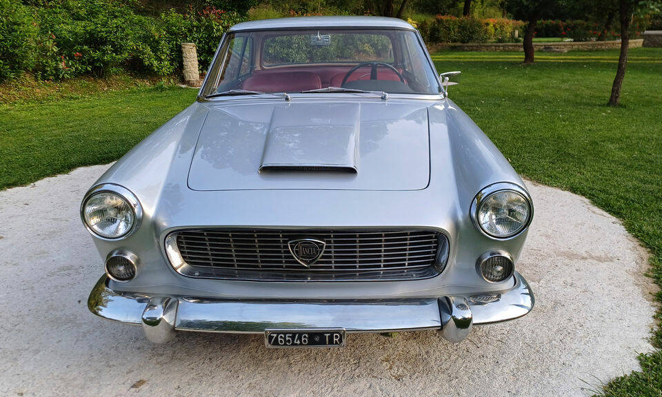 Imagen 2/8 de Lancia Flaminia Coupe Pininfarina (1960)