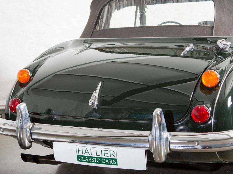 Imagen 10/20 de Austin-Healey 3000 Mk III (BJ8) (1966)