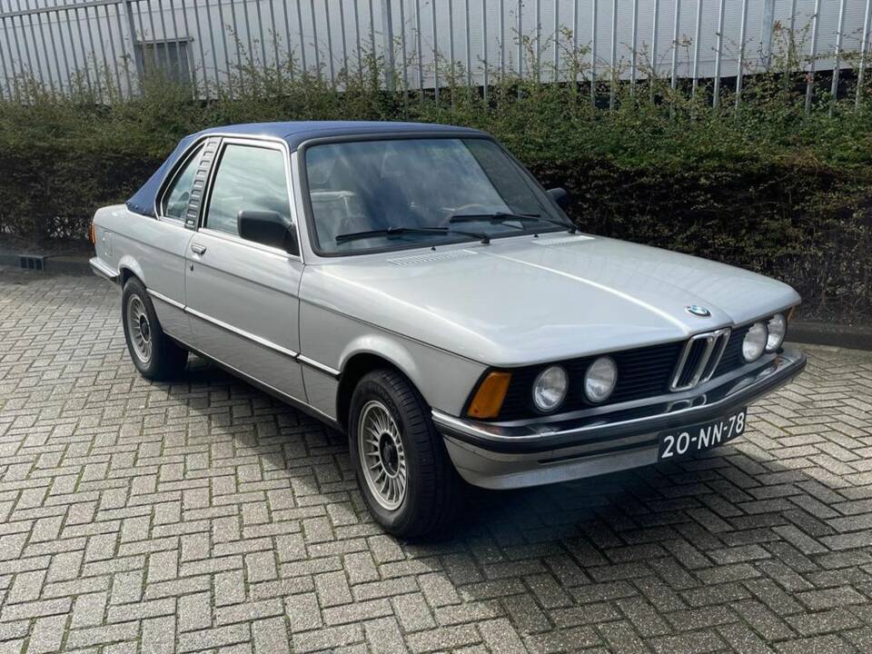 Bild 6/8 von BMW 320 (1976)