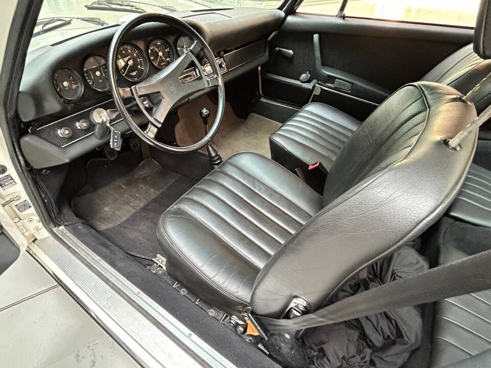 Bild 17/25 von Porsche 911 2.0 E (1968)