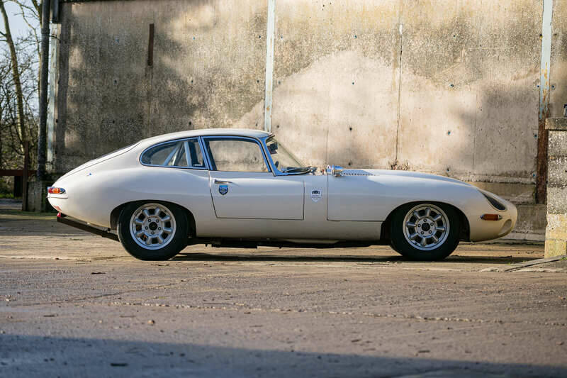 Bild 5/50 von Jaguar E-Type 4.2 (1964)