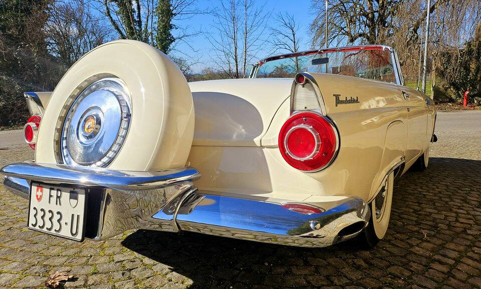 Image 6/8 of Ford Thunderbird (1956)