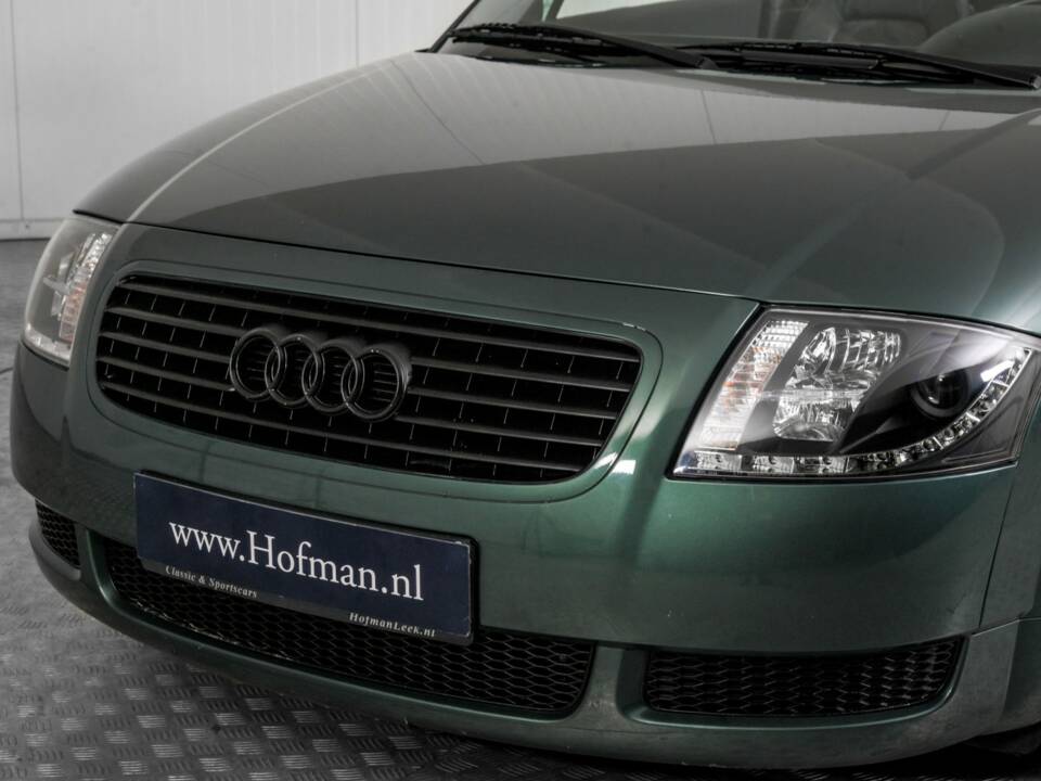 Immagine 18/50 di Audi TT 1.8 T (2001)