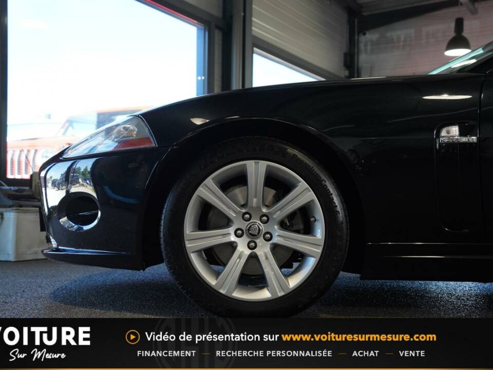 Image 13/37 of Jaguar XK 4.2 (2006)