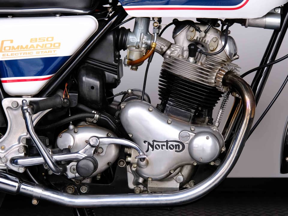 Image 7/83 of Norton 850 MKIII Roadster (1975)