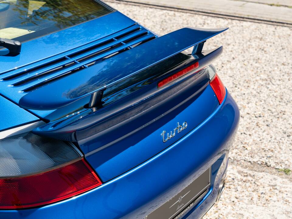Bild 13/25 von Porsche 911 Turbo (2002)