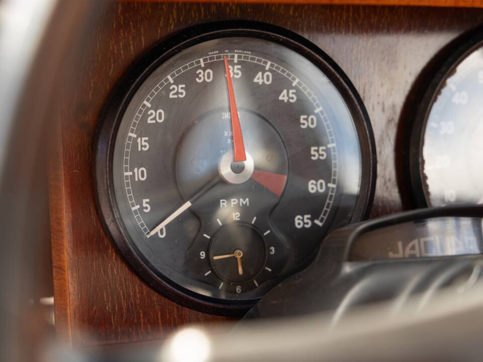 Image 29/50 of Jaguar Mk II 2.4 (1967)