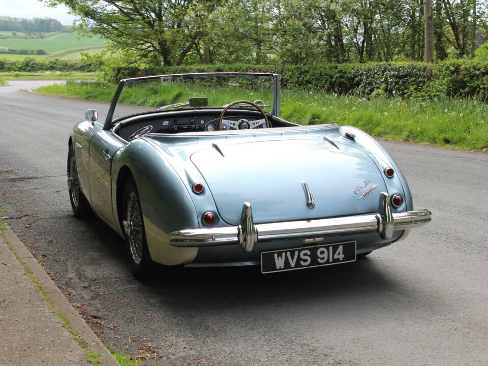 Immagine 4/17 di Austin-Healey 3000 Mk I (BT7) (1960)