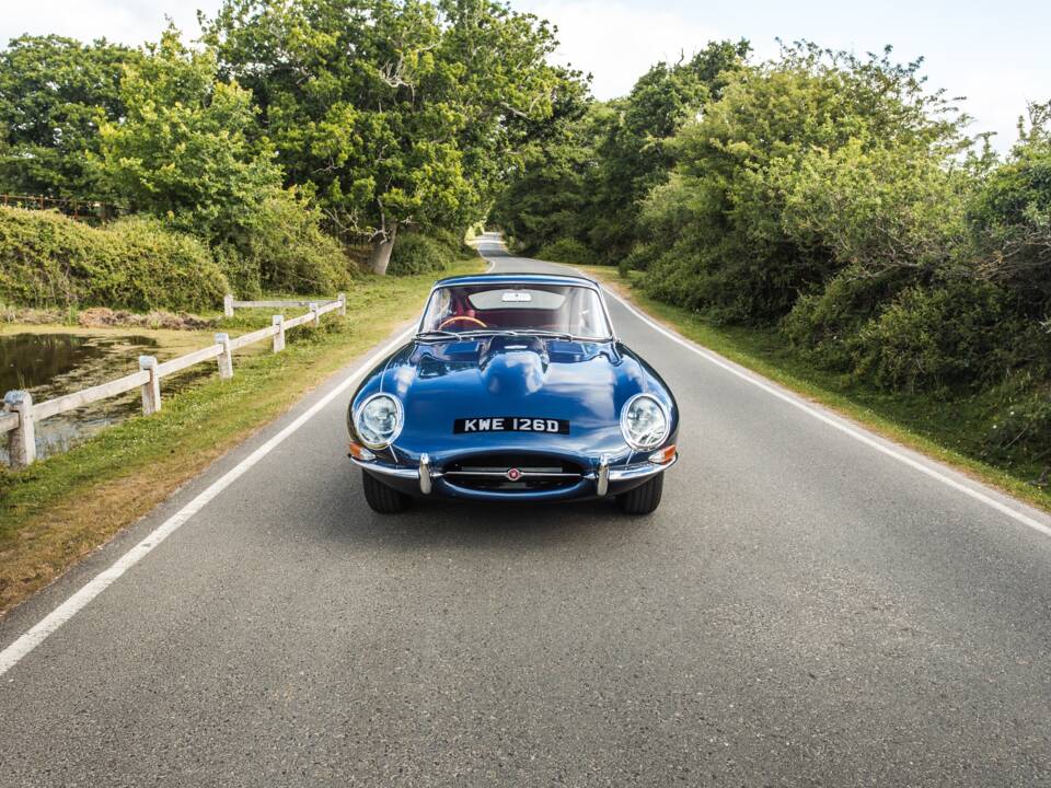 Bild 37/50 von Jaguar E-Type 4.2 (1966)