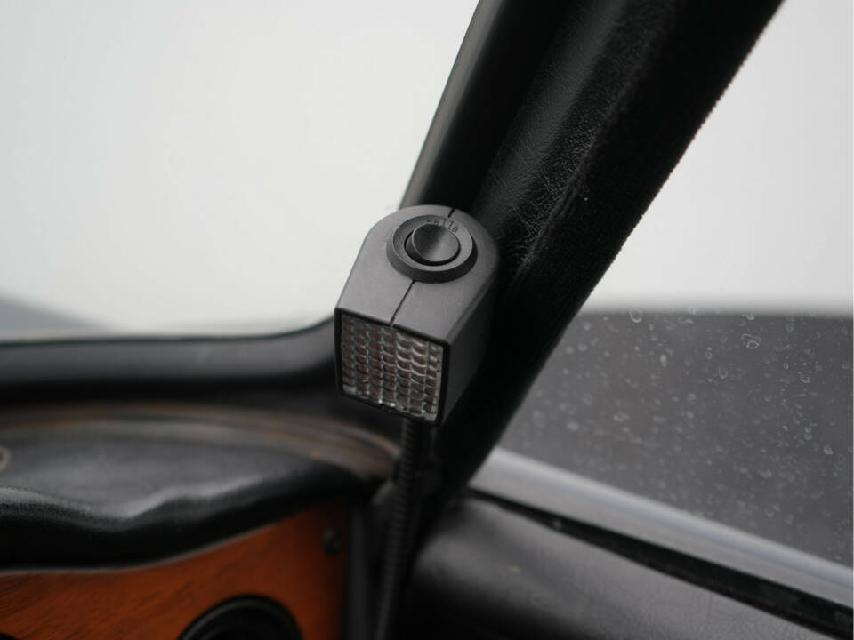 Image 19/33 of Triumph TR 6 (1969)