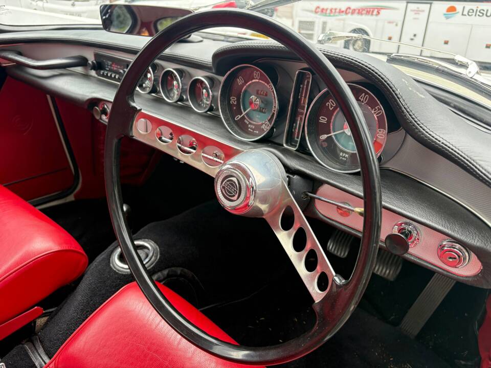 Bild 37/46 von Volvo 1800 S (1967)