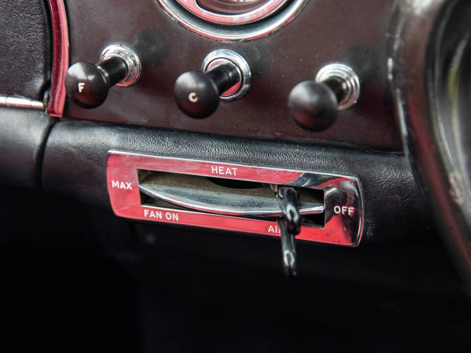 Afbeelding 79/94 van Aston Martin DB 4 (1960)