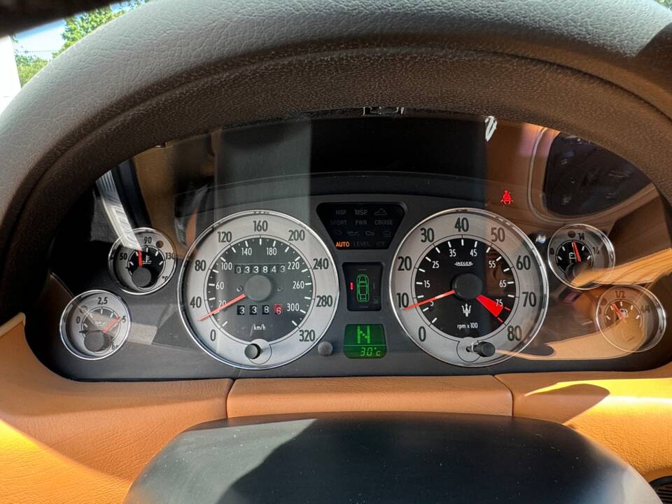 Image 16/19 of Maserati Spyder 4200 Cambiocorsa (2004)