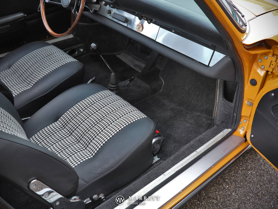 Image 28/46 of Porsche 911 2.0 (1968)