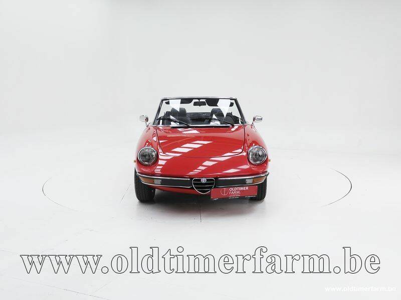 Image 5/15 de Alfa Romeo Spider Veloce 2000 (1982)