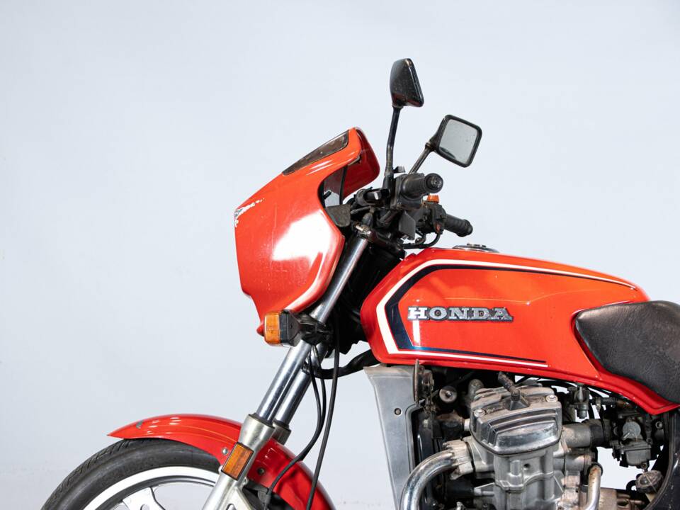 Image 15/40 of Honda CX 500 Turbo (1982)