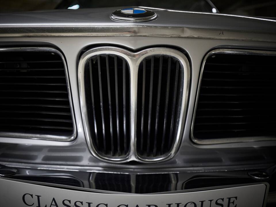 Image 46/100 of BMW 3.0 CSi (1973)