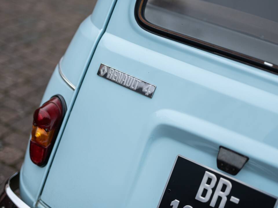 Bild 17/52 von Renault R 4 (1974)