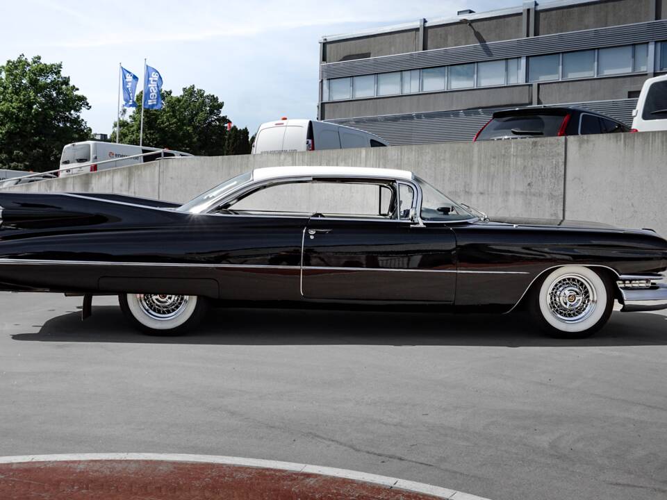 Bild 5/62 von Cadillac Coupe DeVille (1959)
