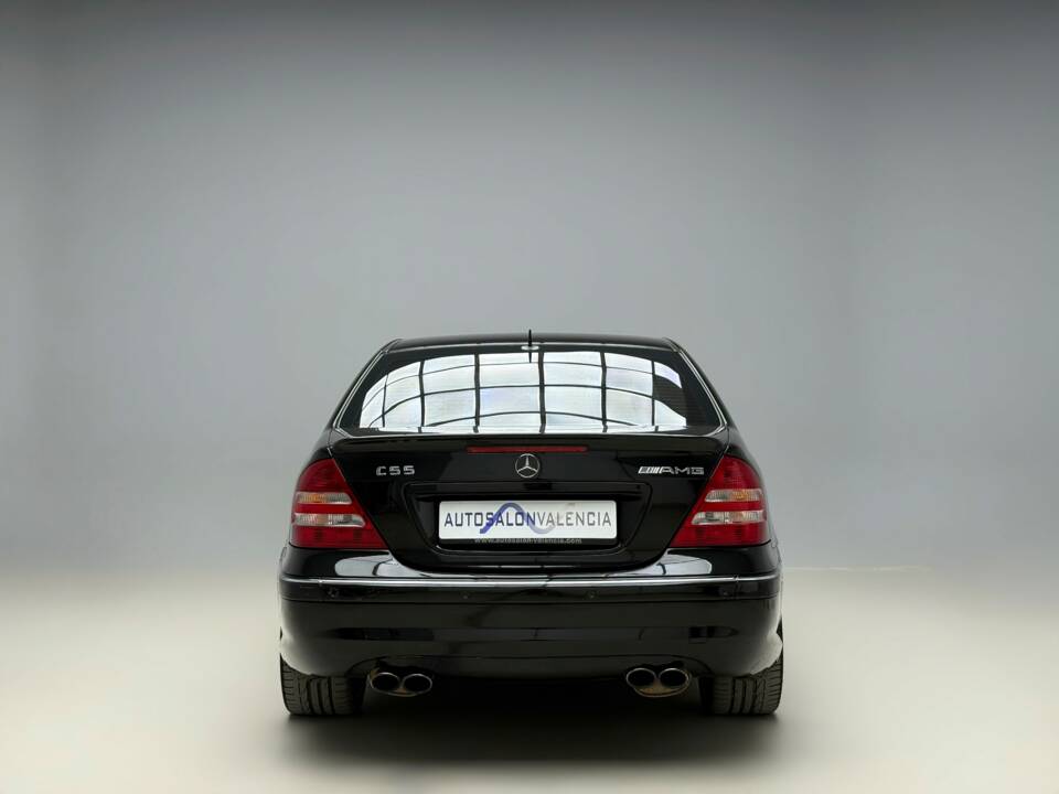 Image 5/27 of Mercedes-Benz C 55 AMG (2005)