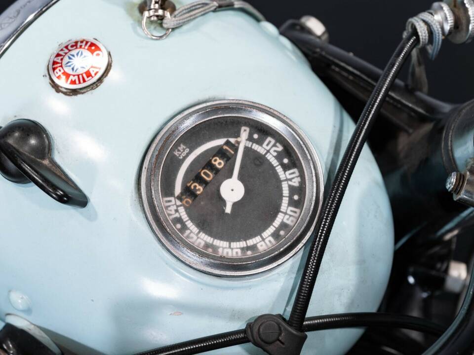 Image 16/50 of Bianchi 125 (1958)