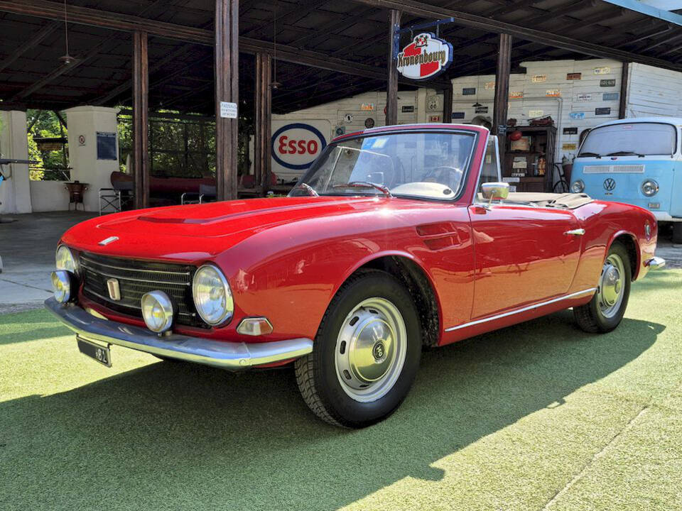 Image 3/63 of FIAT 1200 S OSI (1965)