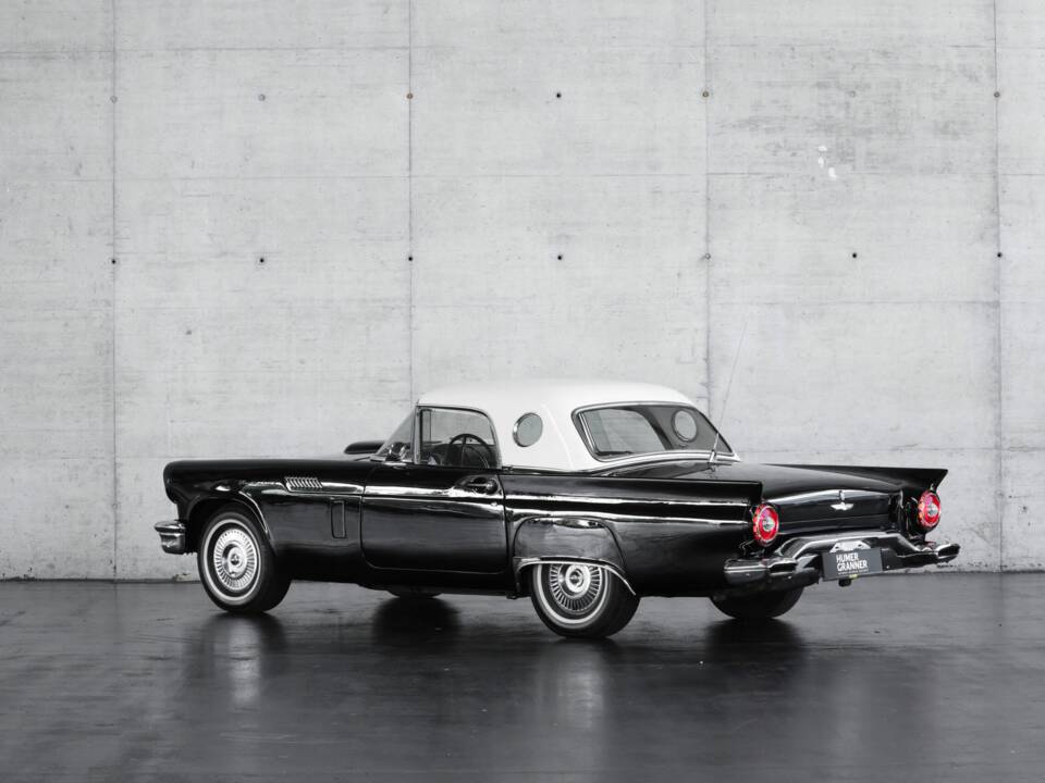 Immagine 2/50 di Ford Thunderbird (1957)