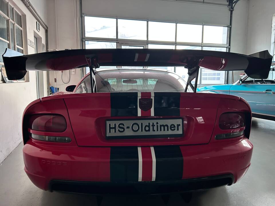 Image 2/22 of Dodge Viper SRT10 (2008)