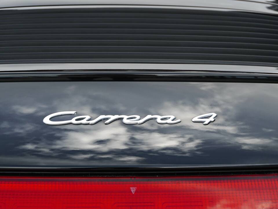 Immagine 20/41 di Porsche 911 Carrera 4 (1995)