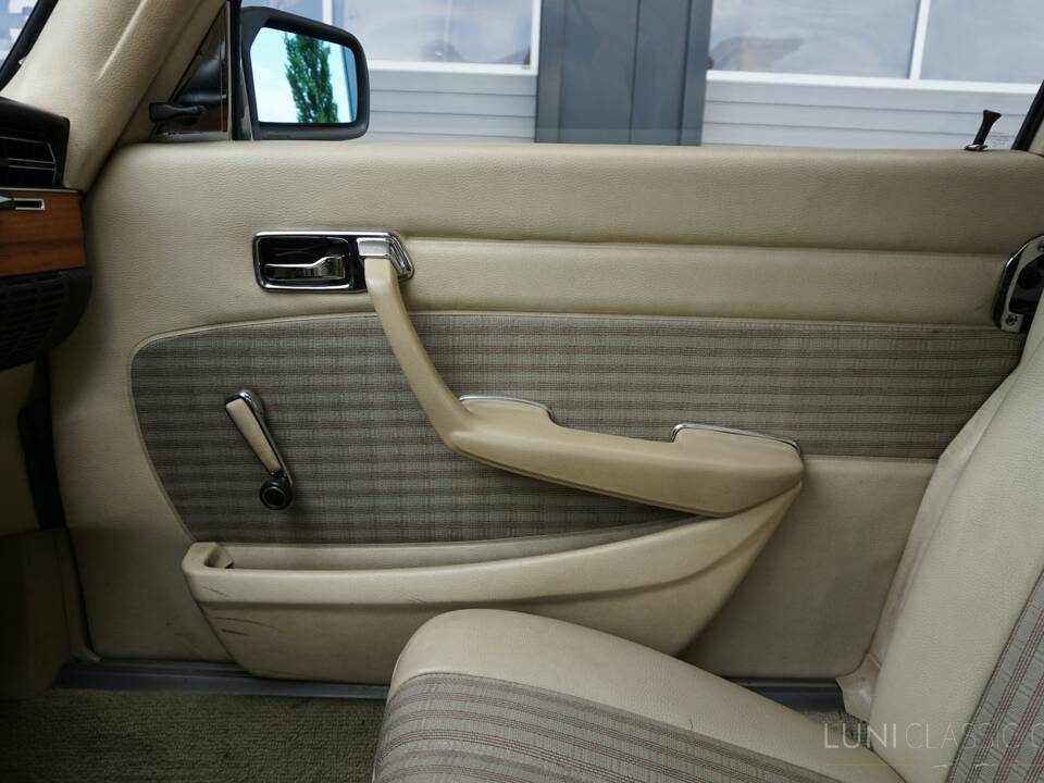 Bild 42/71 von Mercedes-Benz 280 S (1973)