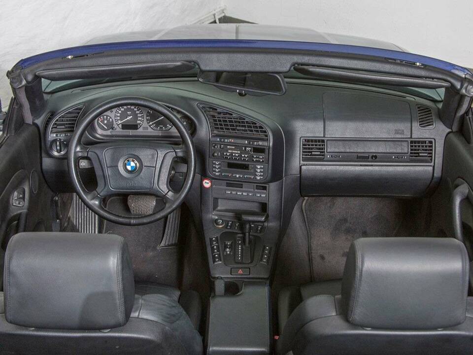 Image 15/20 de BMW 328i (1995)